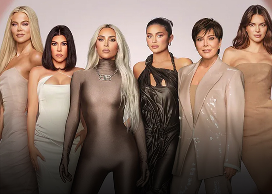 Kim Kardashian confesó que su familia “estafó al sistema” para llegar a altos círculos sociales