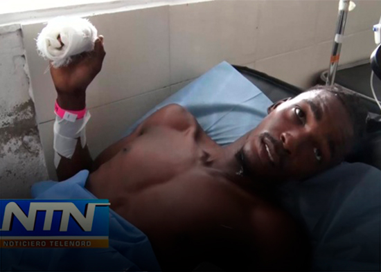 Hombre hiere haitiano a machetazos en confuso incidente en SFM