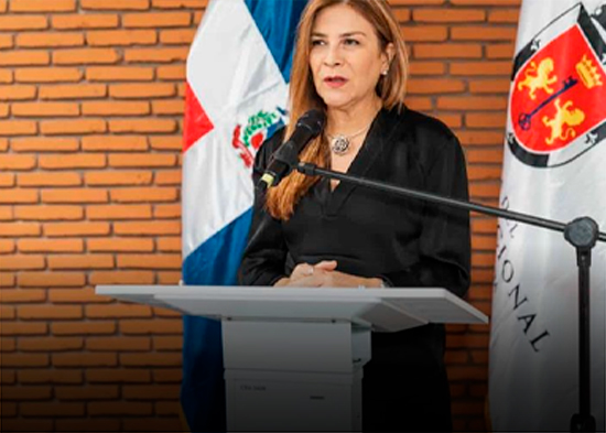 Anuncian 250 becas para estudiar inteligencia artificial y análisis de datos en Centro Futuro del DN