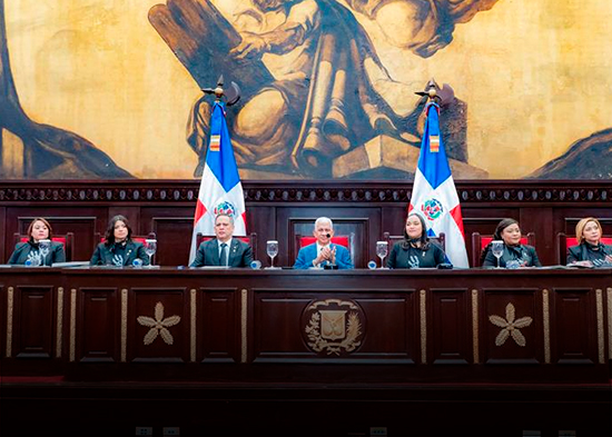 Proyecto de ley plantea indultar a quienes practiquen abortos a niñas violadas
