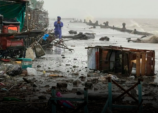 Miles de evacuados y vuelos suspendidos en Filipinas por la tormenta tropical Fengshen
