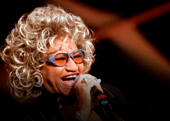 "La vida es un carnaval": la desoladora historia de uno de los éxitos que inmortalizó a Celia Cruz