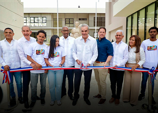 Presidente Abinader inaugura Centro Universitario Regional UASD-Cotuí con 29 aulas; ya suman cuatro los entregados a través del MIVED