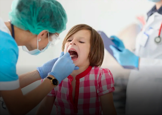 Adenoiditis infantil: el “moqueo constante” que puede ser más que una alergia