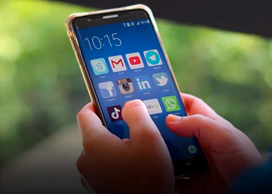 La IA de Google ahora puede llamar por teléfono a tiendas para encontrar productos