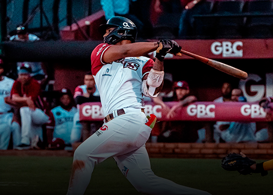 Gigantes amarran los bates Aguiluchos y ganan con blanqueada 2-0