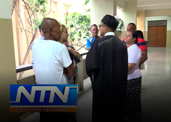 Mantienen en prisión a hombre acusado de asesinato en Pimentel