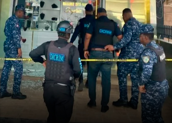 Policía Nacional mata tres delincuentes que atracaron joyería en San Pedro de Macorís