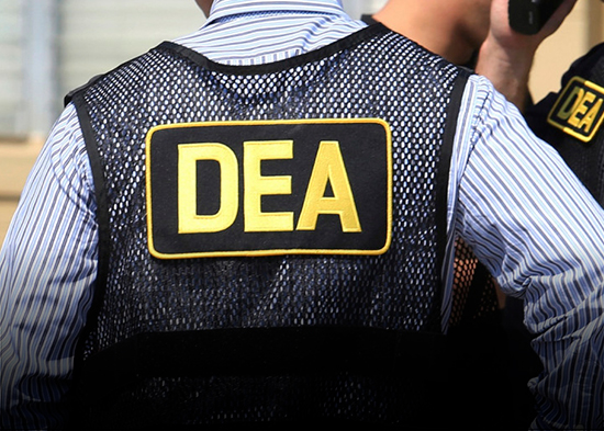 Arrestan a supervisor de la DEA tras cierre de oficina en República Dominicana