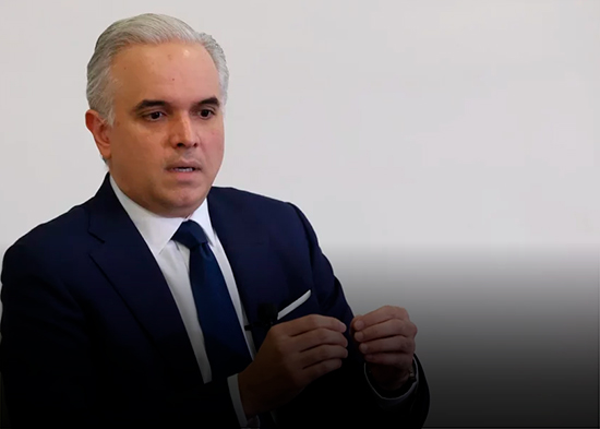 Ministro de Educación reconoce violencia escolar y anuncia refuerzo de seguridad en escuelas