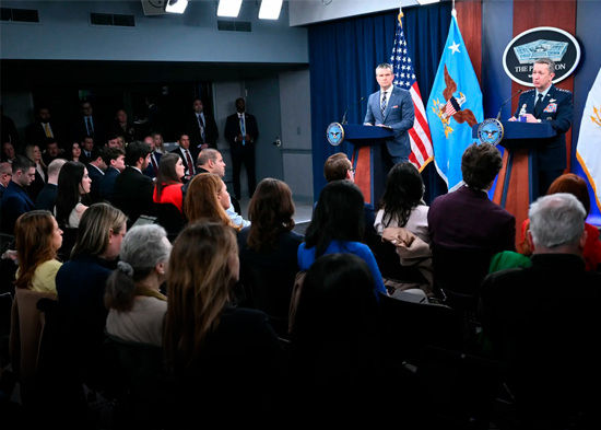 Juez de EEUU declara restricciones inconstitucionales del Pentágono a la prensa