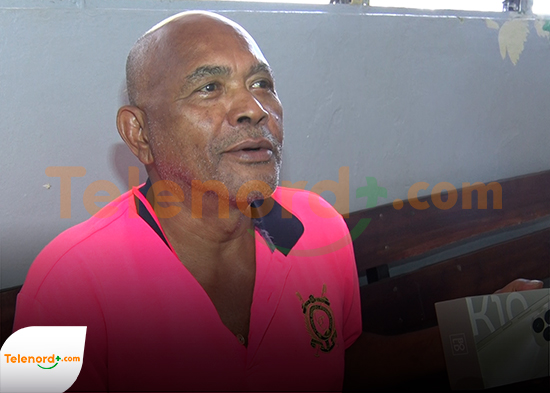 Hombre reporta la pérdida de su celular; supone lo dejo en una banca