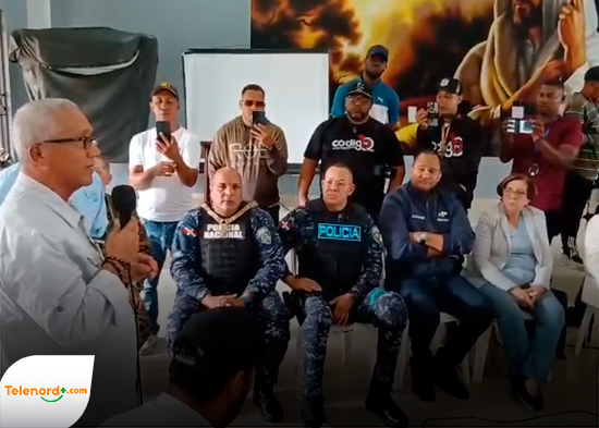 Convocantes a huelga en Salcedo se reúnen con autoridades en busca de respuestas