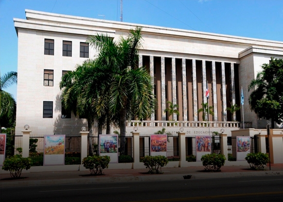 Ministerio de Educación reprograma quinta etapa de evaluación docente y avanza a  la sexta fase