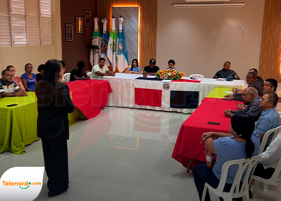 Autoridades de educación buscan soluciones a problemáticas del Liceo Ercilia Pepín