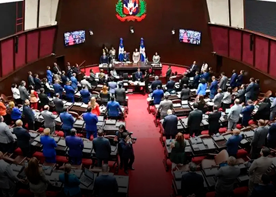 Saludan rechazo de JCE a recortes fondos partidos