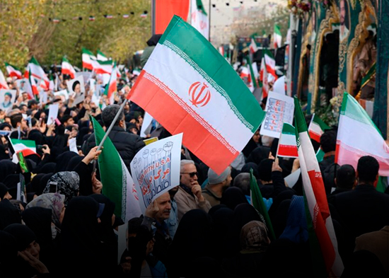 Irán dice que la guerra se extenderá más allá de la región si EEUU reanuda bombardeos