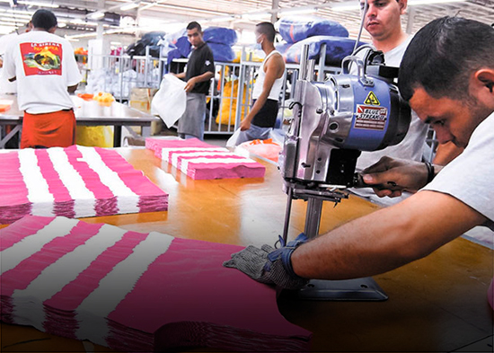 Reforma laboral provoca nueva vez debate entre empresarios y sindicalistas