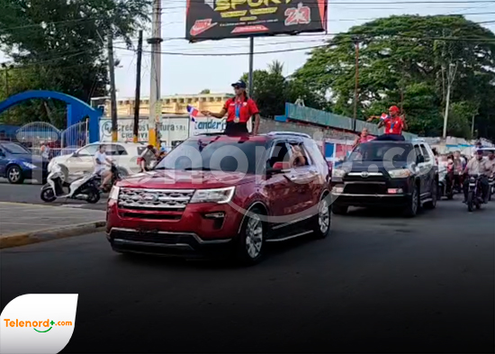 Caravana de recibimiento para la campeona Ana Rosa García en San Francisco de Macorís